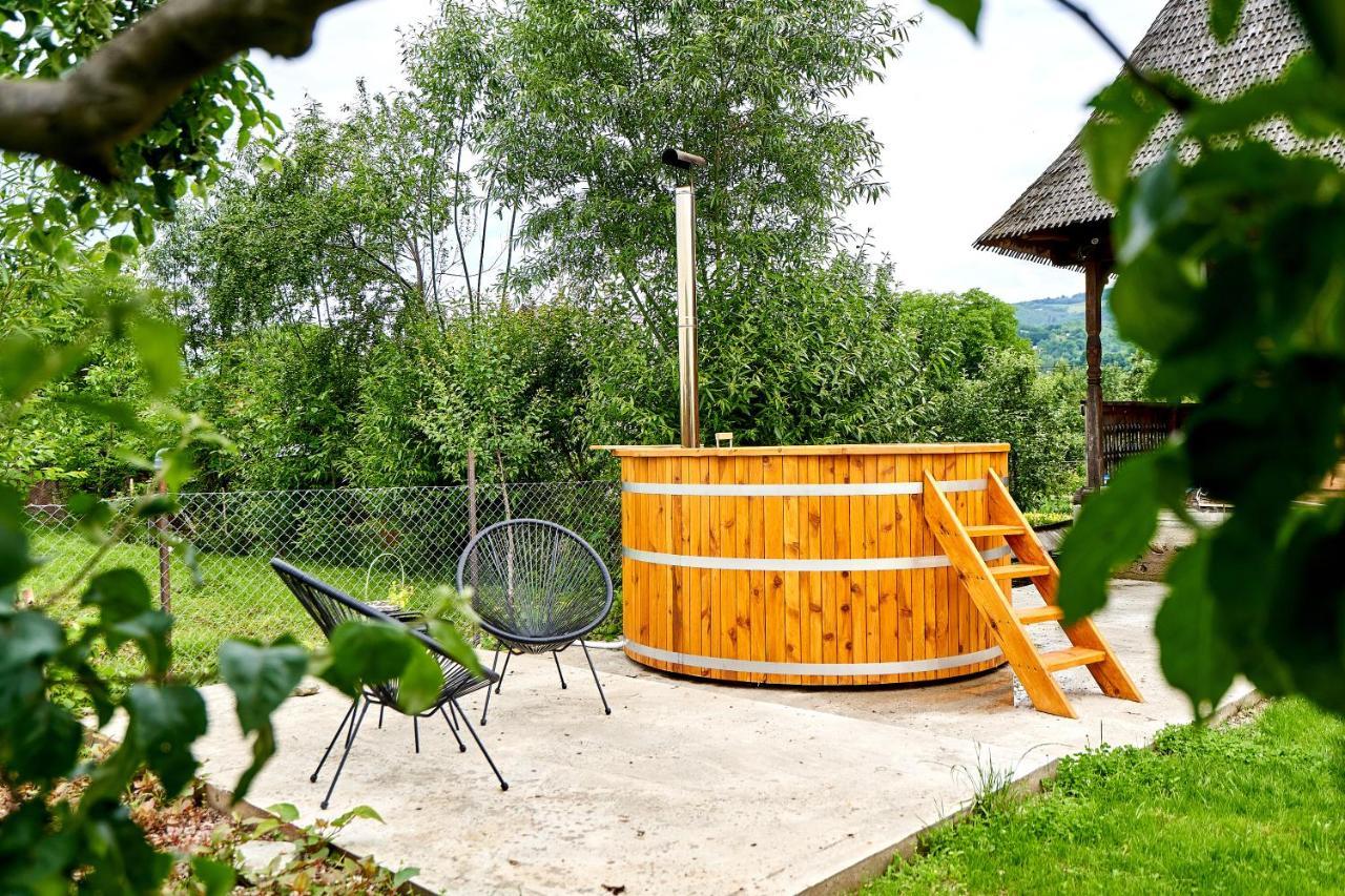 Casa Chira Hotell Vişeu de Sus Eksteriør bilde