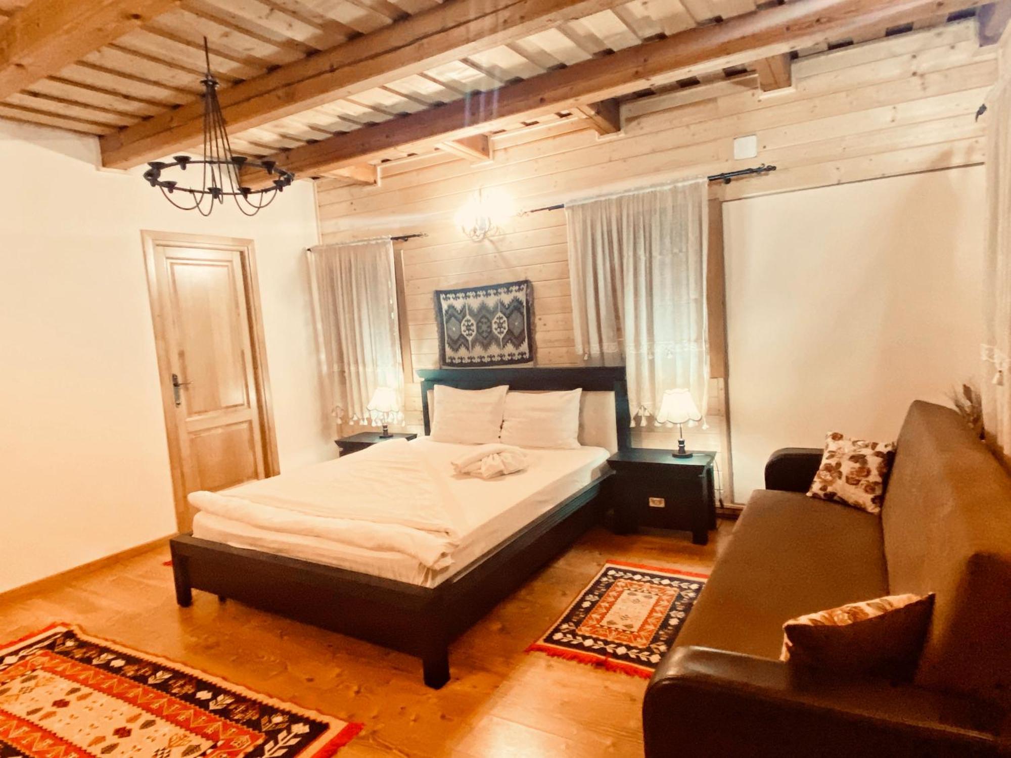 Casa Chira Hotell Vişeu de Sus Eksteriør bilde