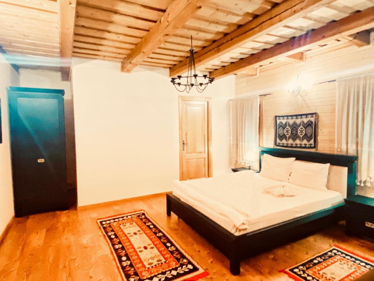 Casa Chira Hotell Vişeu de Sus Eksteriør bilde