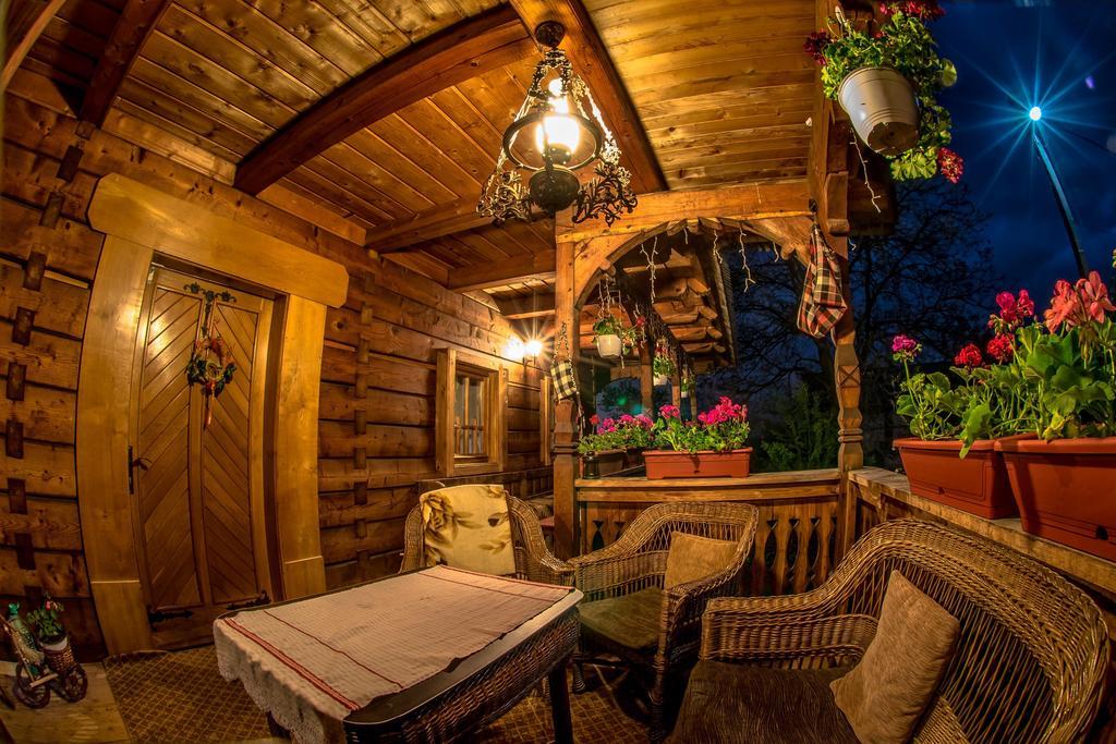 Casa Chira Hotell Vişeu de Sus Eksteriør bilde